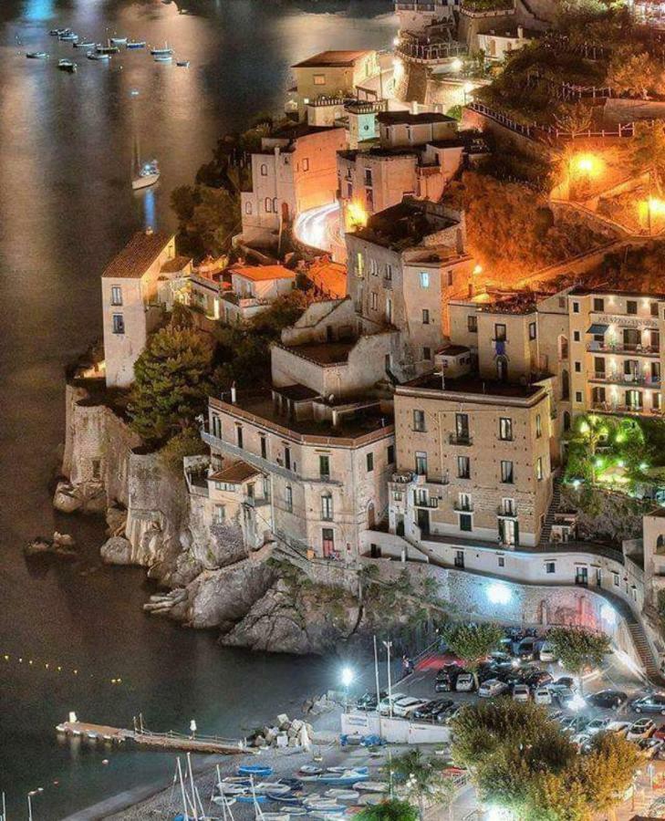 Ferienwohnung Casabluette A Minori - Amalfi Coast Exterior foto
